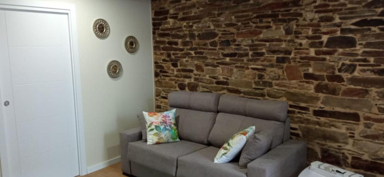 Apartamentos Fons Sacrata A Fonsagrada Kültér fotó
